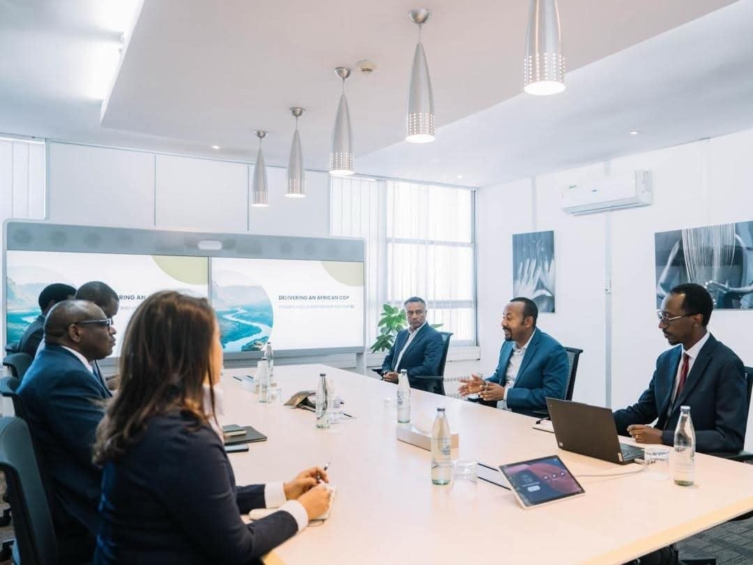 ከተባበሩት መንግሥታት የአፍሪካ ኢኮኖሚክ ኮሚሽን ዋና ፀሃፊ ክላቨር ጋቴቴ ጋር እ.ኤ.አ በ2027 አፍሪካን በሚገባ የሚወክል ኮፕ 32 በማዘጋጀት ረገድ በጋራ ስለምንሰራባቸው መንገዶች ተወያይተናል
